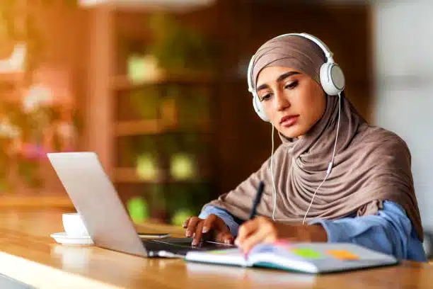 Can I Listen to Quran While Studying?